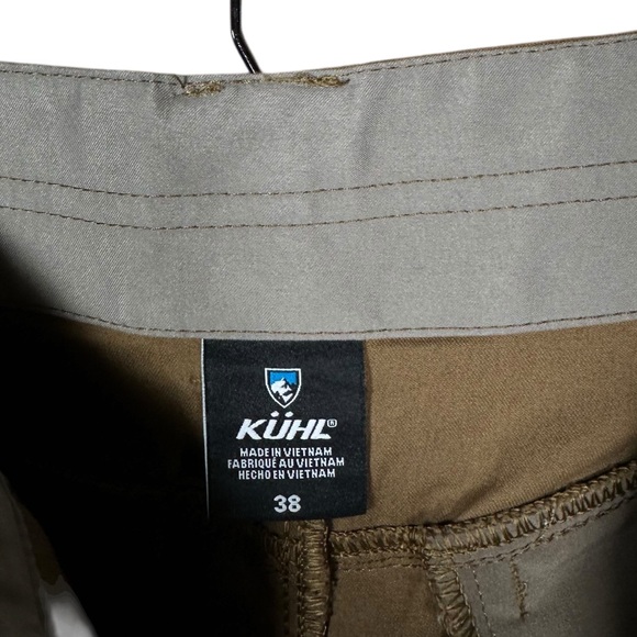 KUHL Resistor Lite 10” Chino Shorts in dark khaki - Picture 12 of 14